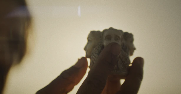 Read 'Artifact War: Relics Under Fire'